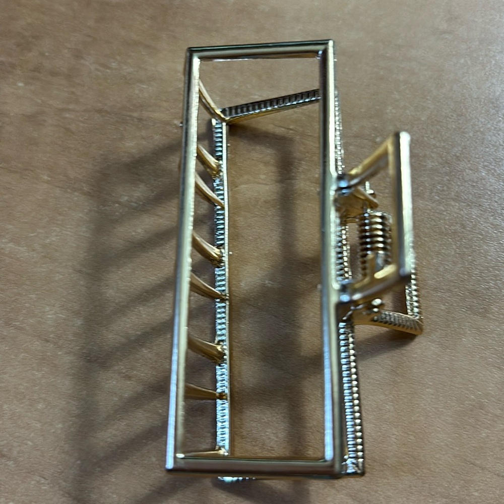 #004 Mini Square Metal Hair Claw Clip